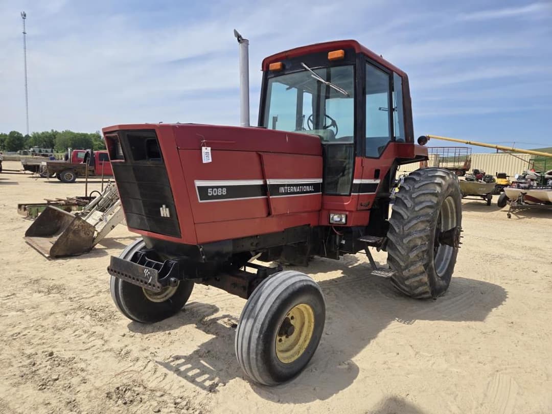 Image of International Harvester 5088 Primary image