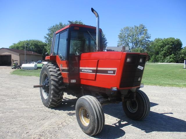 Image of International Harvester 5088 equipment image 3