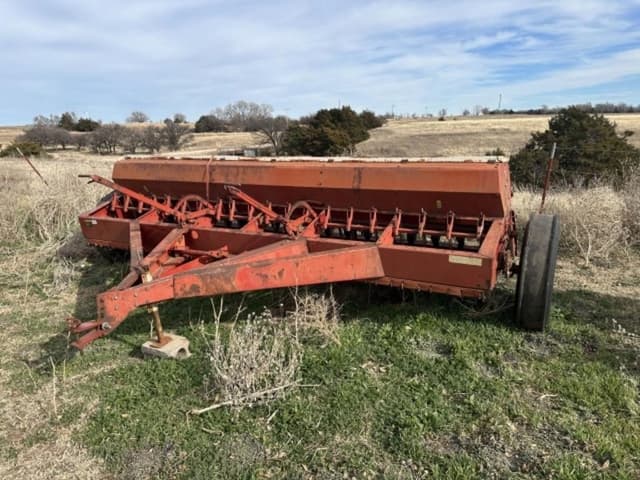 Image of International Harvester 510 equipment image 1