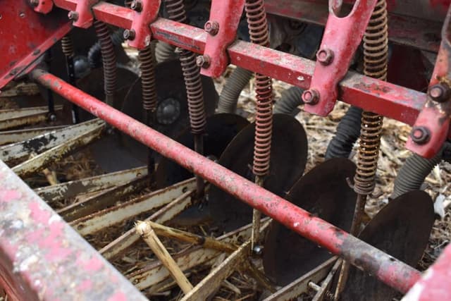 Image of International Harvester 510 equipment image 4