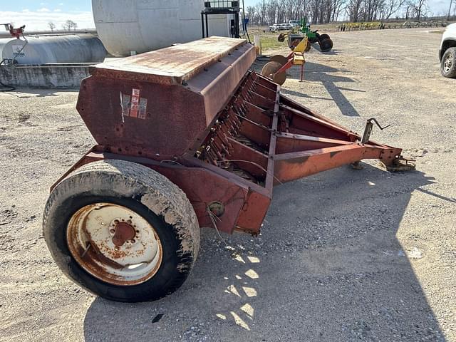 Image of International Harvester 510 equipment image 4