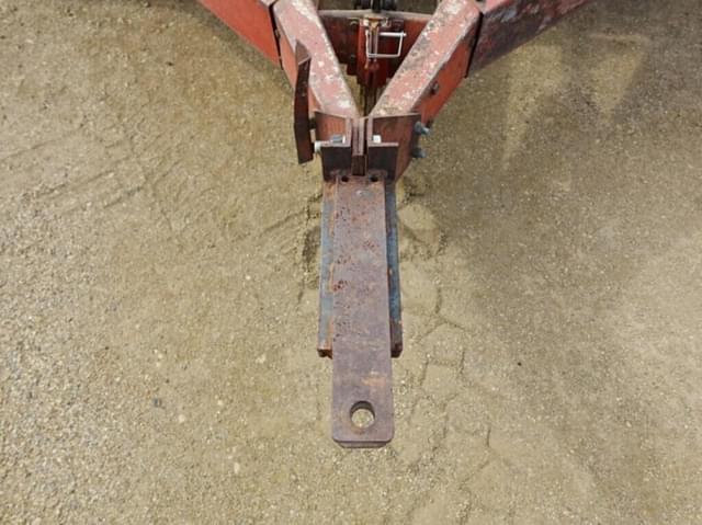 Image of International Harvester 510 equipment image 3
