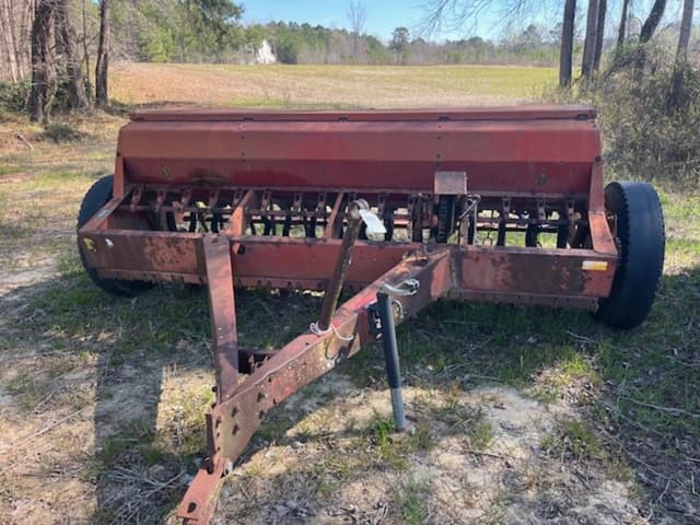 Image of International Harvester 5100 equipment image 1