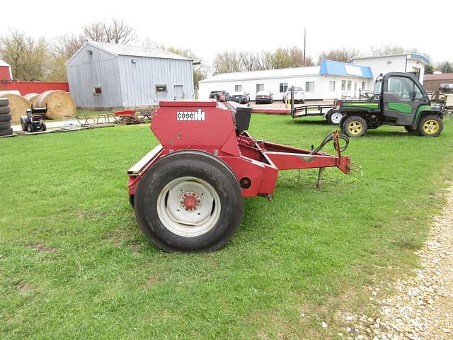 Image of International Harvester 5100 equipment image 1