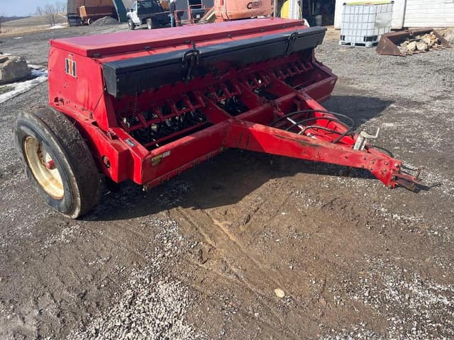 Image of International Harvester 5100 equipment image 1