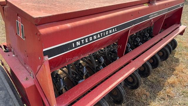 Image of International Harvester 5100 equipment image 4