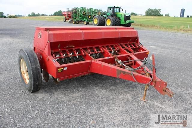 Image of International Harvester 5100 equipment image 1