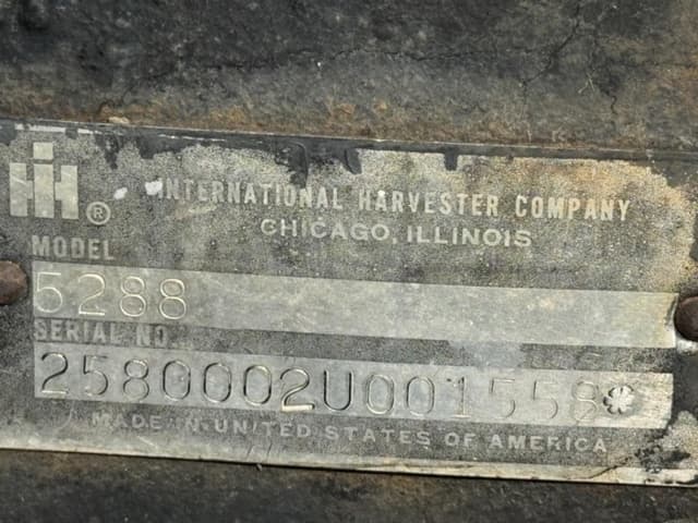 Image of International Harvester 5288 equipment image 3