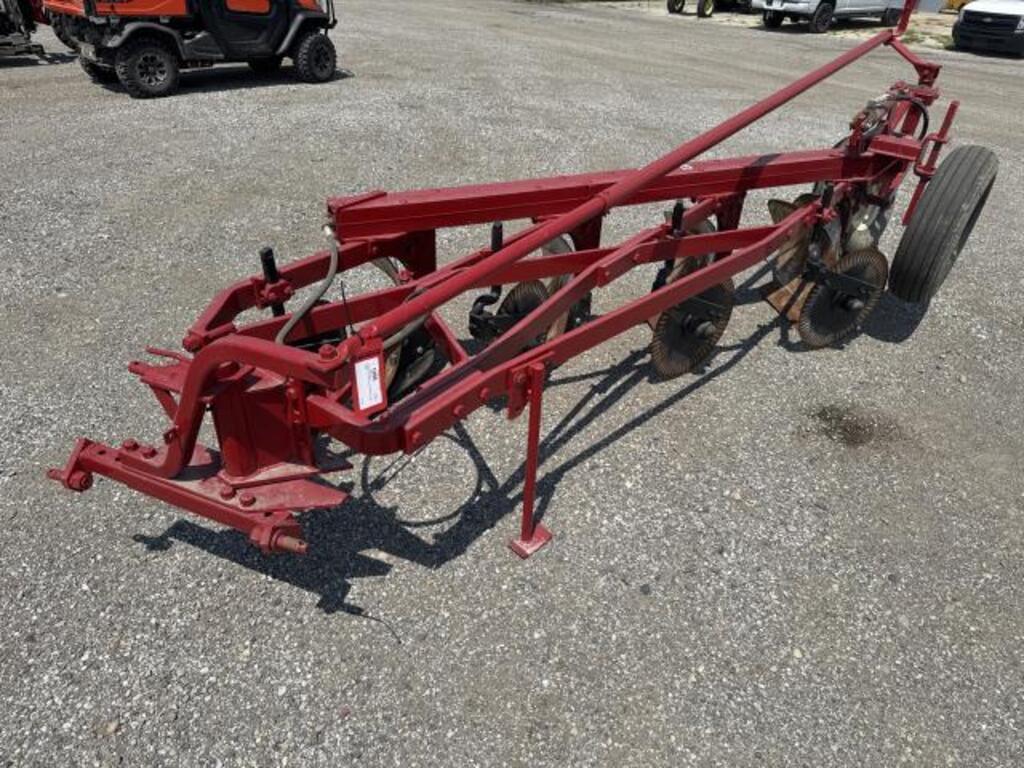 Image of International Harvester 540 Primary image