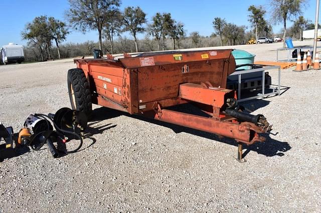 Image of International Harvester 540 equipment image 1