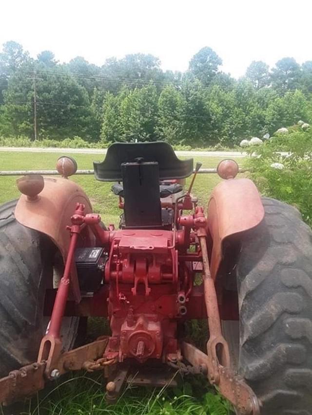 Image of International Harvester 544 equipment image 3