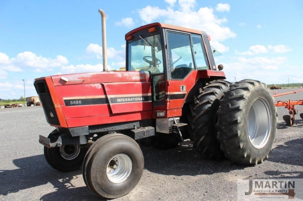 Main image International Harvester 5488
