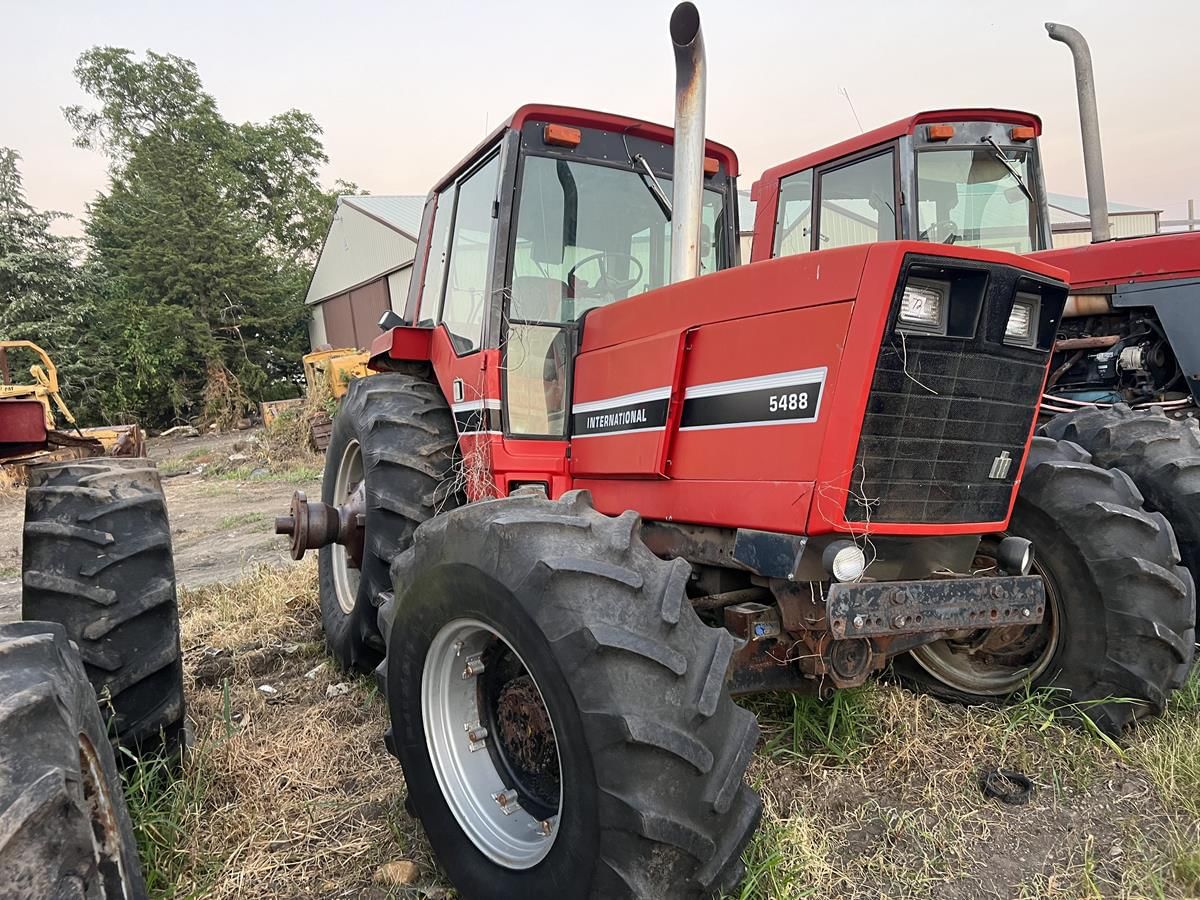 Main image International Harvester 5488