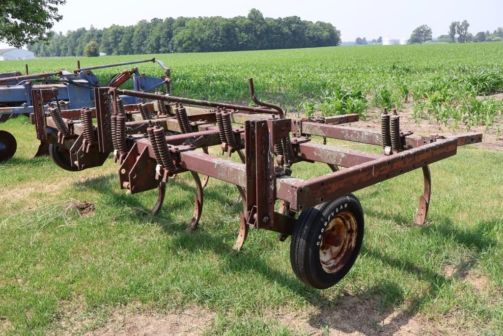 Image of International Harvester 55 Image 1
