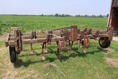 Chisel Plows