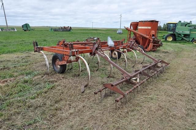 Image of International Harvester 55 equipment image 2