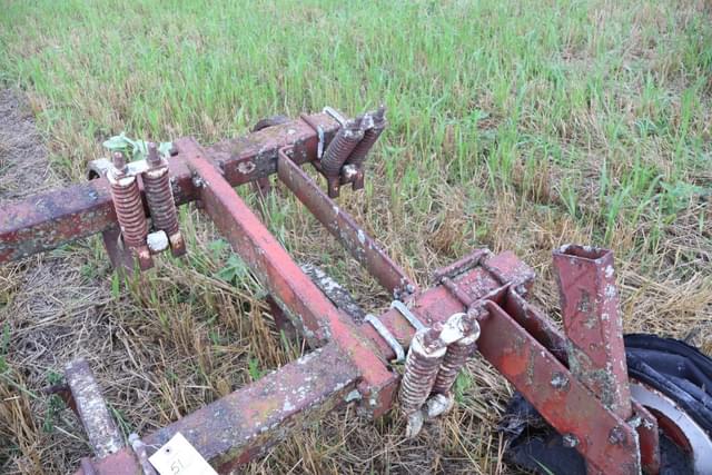 Image of International Harvester 55 equipment image 4