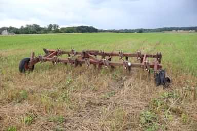 Chisel Plows