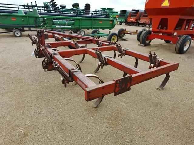 Image of International Harvester 55 equipment image 2