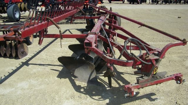 Image of International Harvester 550 equipment image 4