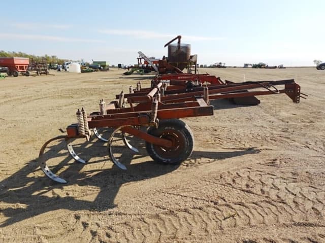 Image of International Harvester 5500 equipment image 2