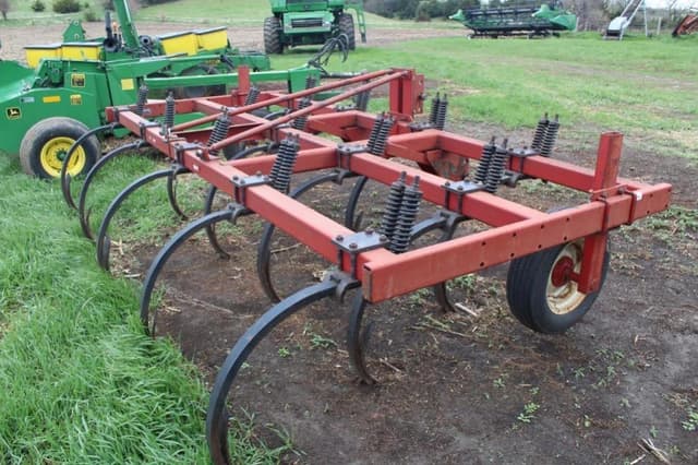 Image of International Harvester 5500 equipment image 1
