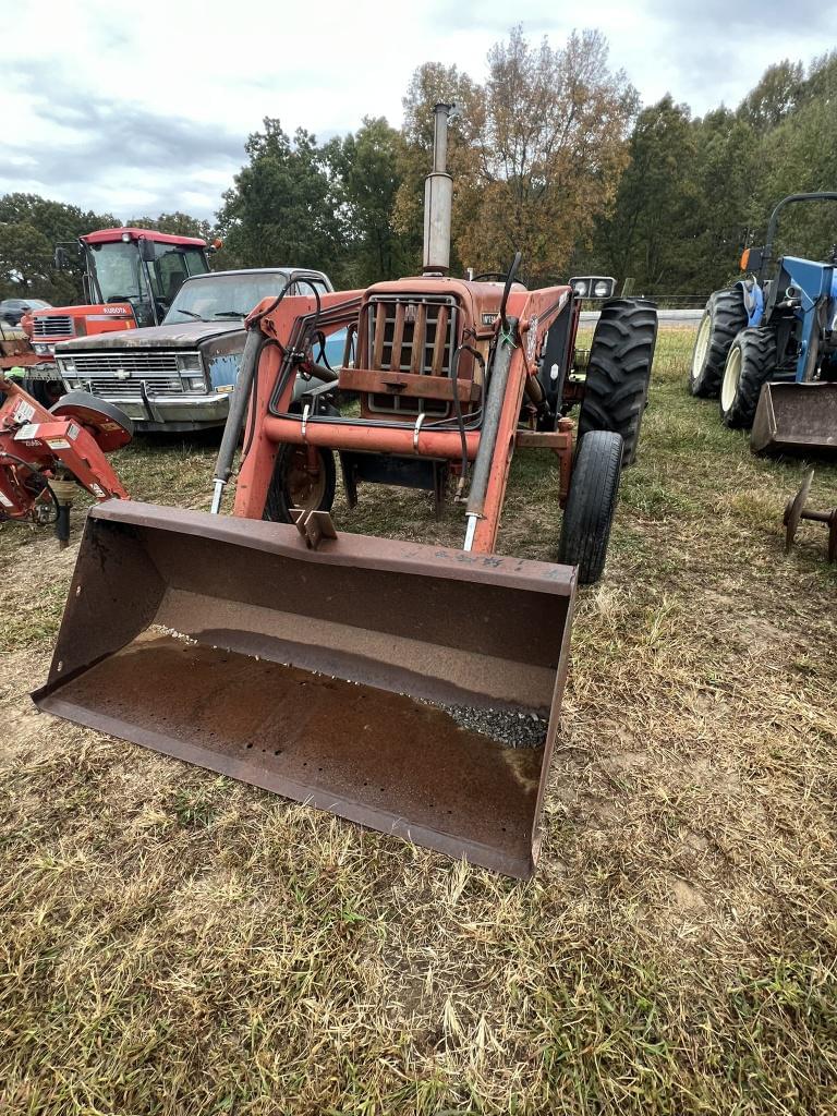 Image of International Harvester 574 Primary image