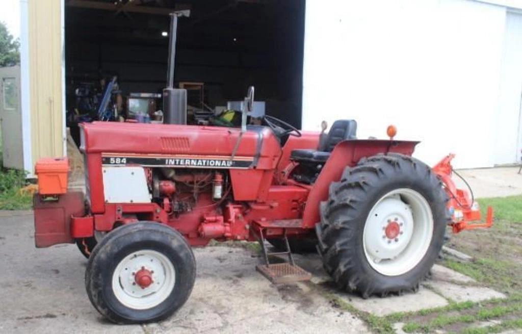 Image of International Harvester 584 Primary image