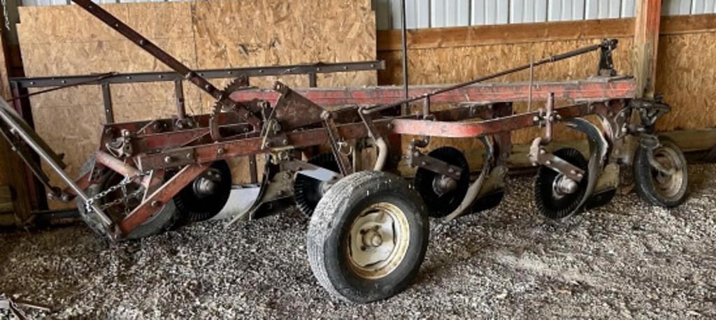 Image of International Harvester 60 Image 0