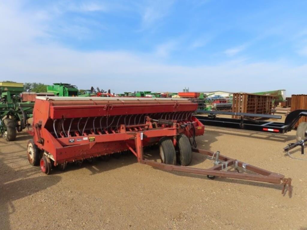 Main image International Harvester 620
