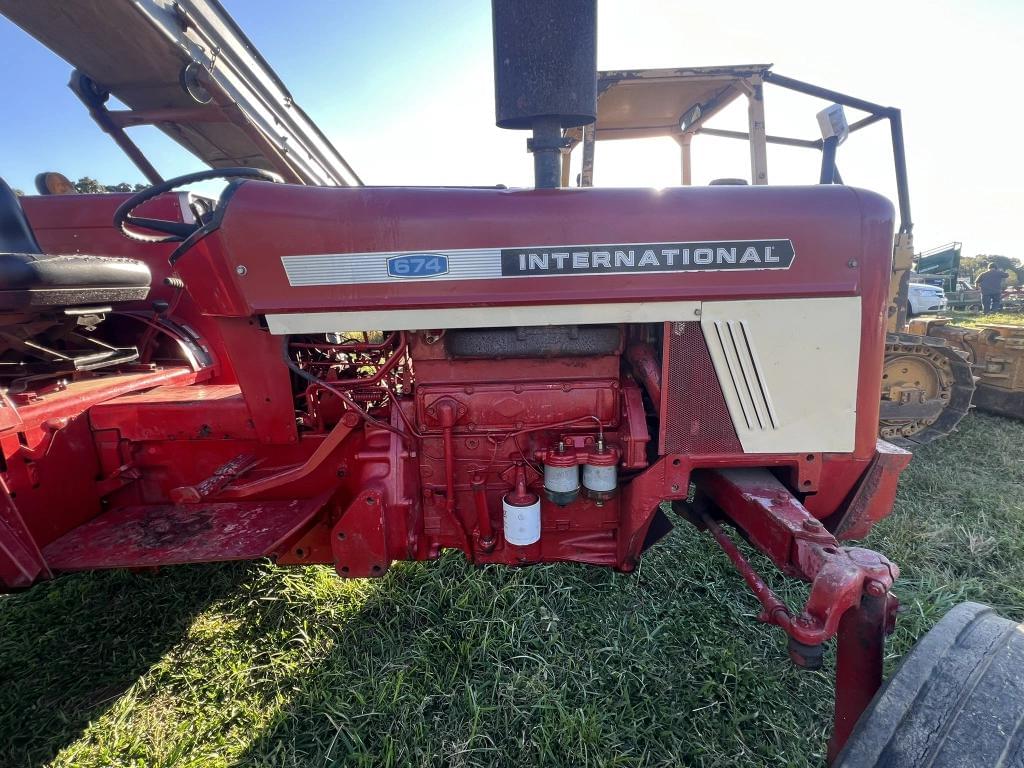 Image of International Harvester 674 Primary Image