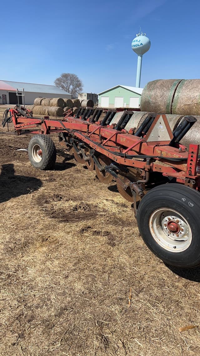 Image of International Harvester 700 equipment image 4