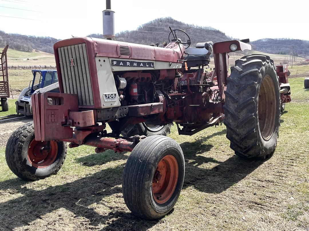 Image of International Harvester 706 Primary image