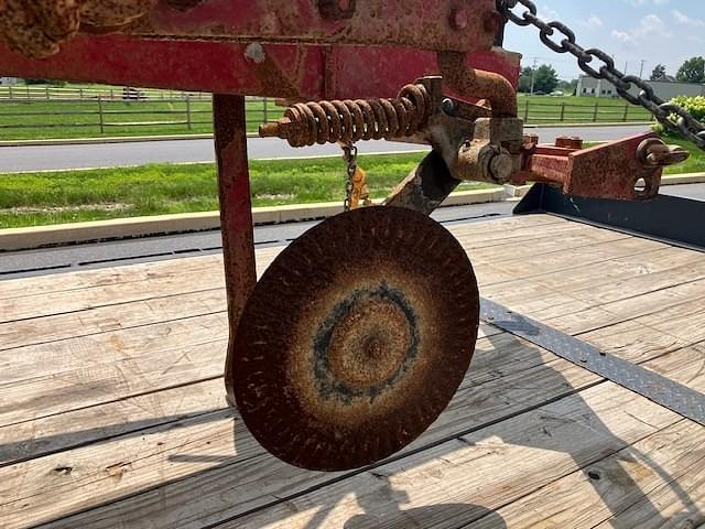 Image of International Harvester 710 equipment image 3