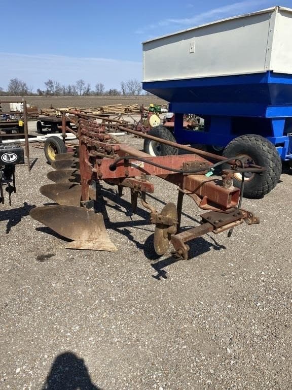 Image of Case IH 720 Image 0