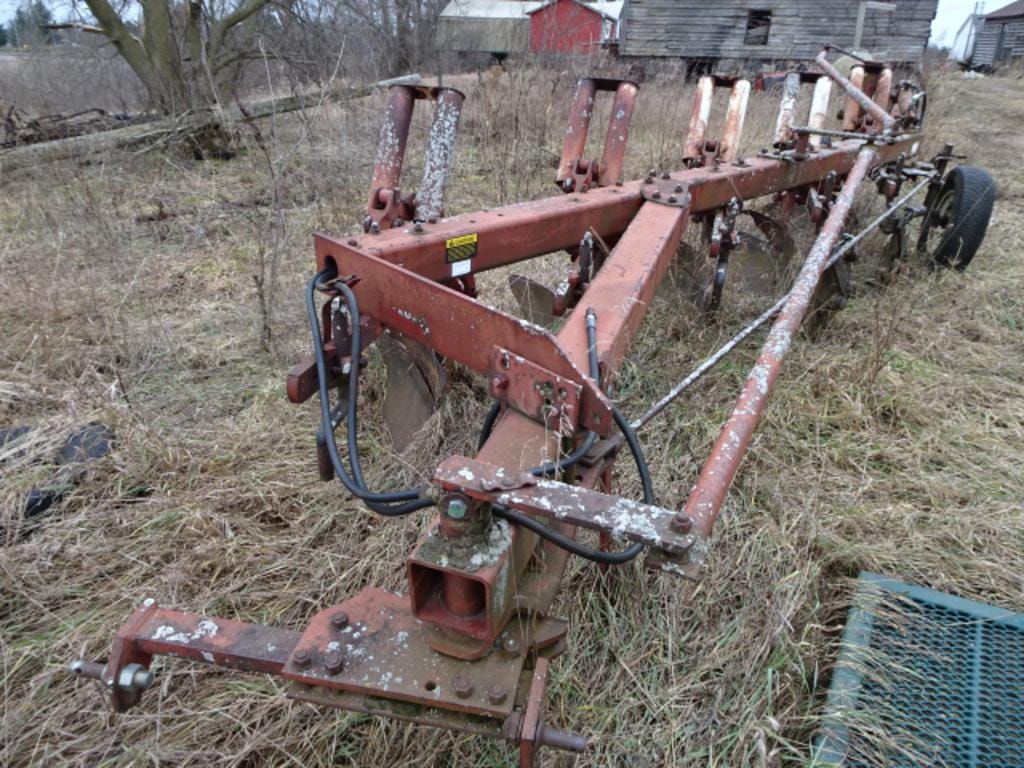 Main image International Harvester 720