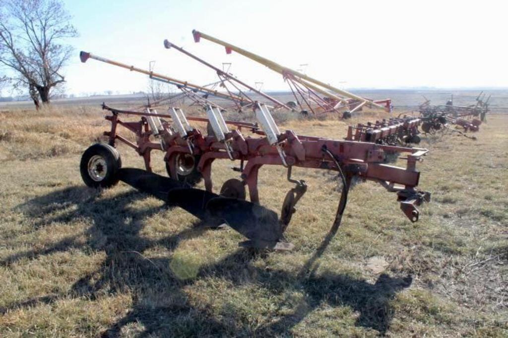 Main image International Harvester 720
