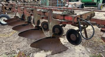 Main image International Harvester 720