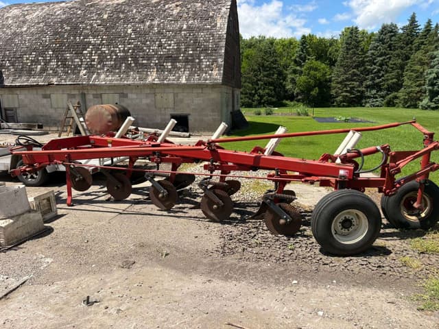 Image of International Harvester 720 equipment image 2