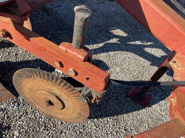 Image of International Harvester 730 equipment image 4