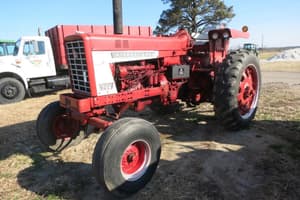 International Harvester 756 Image