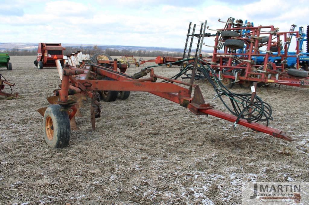 Image of International Harvester 800 Primary image