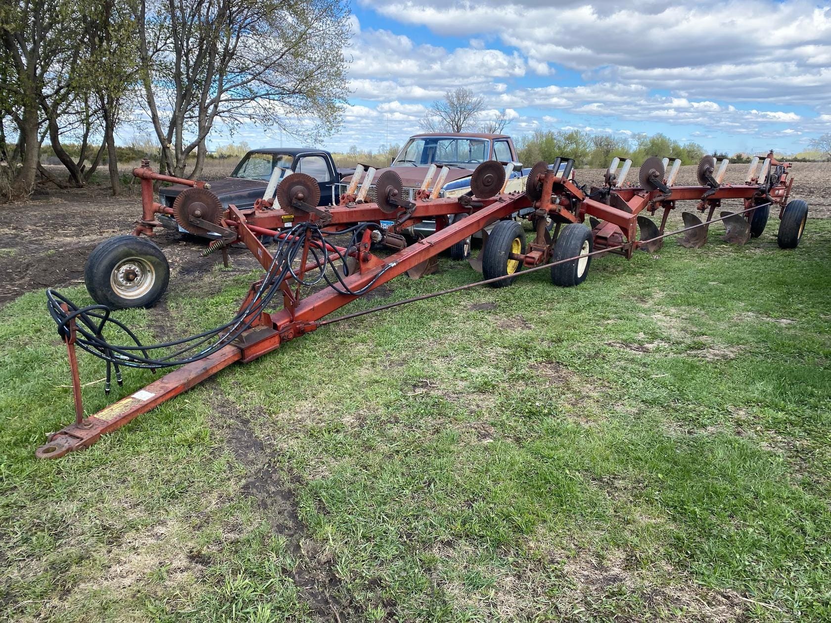 International Harvester 800 Equipment Image0