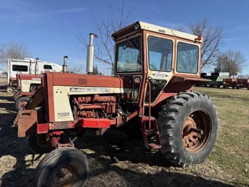 Main image Farmall 806