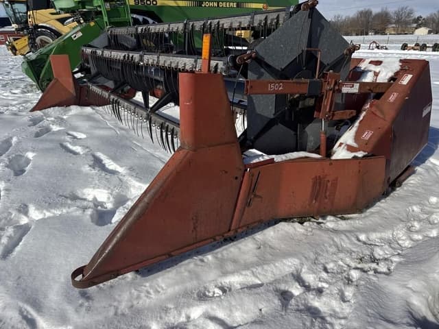 Image of International Harvester 820 equipment image 1