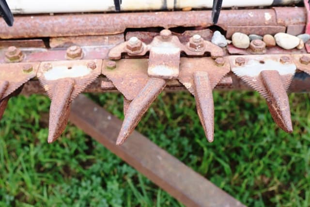 Image of International Harvester 820 equipment image 4