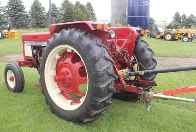 Image of International Harvester Hydro 84 equipment image 2