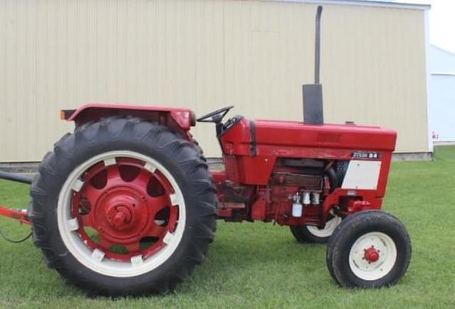 Image of International Harvester Hydro 84 equipment image 4