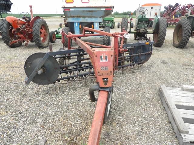 Image of International Harvester 86 Image 0