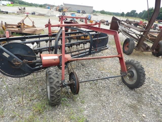 Image of International Harvester 86 Image 1